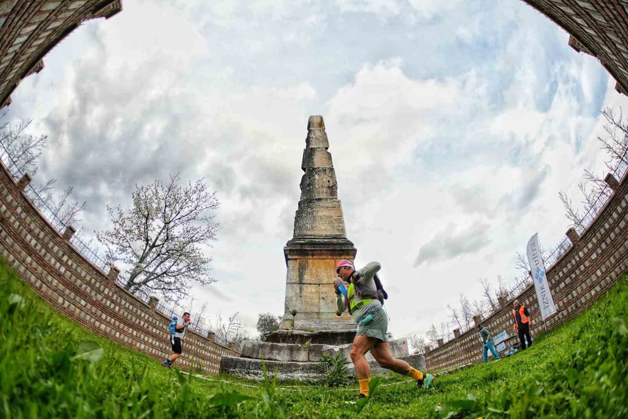 İZNİK’TE BU YIL 15’İNCİSİ DÜZENLENEN VE TÜRKİYE’NİN EN UZUN MARATON KOŞUSU OLAN İZNİK ULTRA...