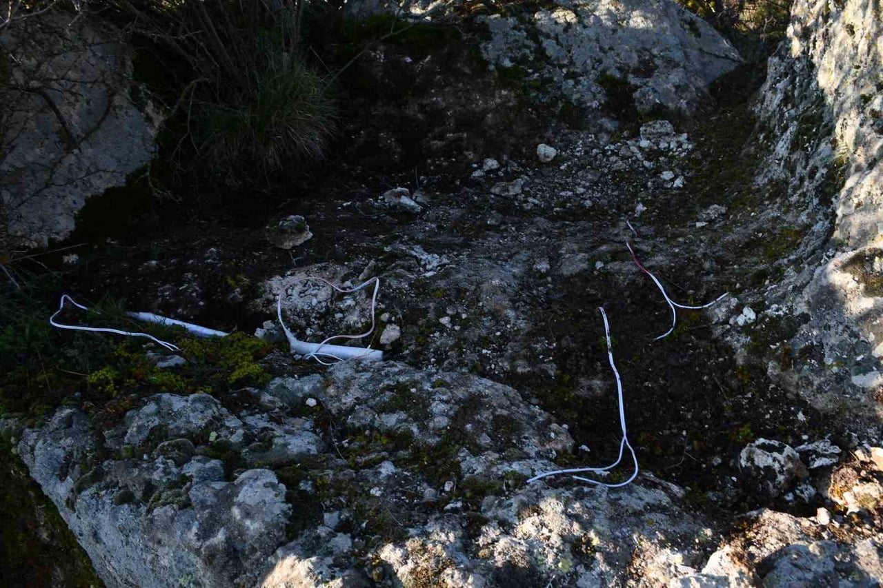 JANDARMA DEFİNE ARAYAN İKİ KİŞİ SUÇÜSTÜ YAKALADI