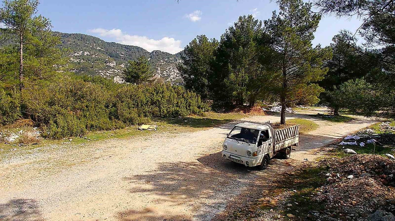 KAÇAK DÖKÜM YAPANLAR FOTOKAPANDAN KAÇAMADI