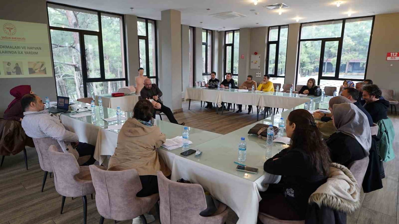 KAHRAMANMARAŞ'TA BÜYÜKŞEHİR BELEDİYESİ İŞ SAĞLIĞI VE GÜVENLİĞİ ŞUBE MÜDÜRLÜĞÜ TARAFINDAN...