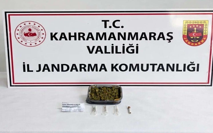 KAHRAMANMARAŞ'TA DÜZENLENEN UYUŞTURUCU OPERASYONUNDA 4 ŞÜPHELİDEN 3'Ü TUTUKLANDI