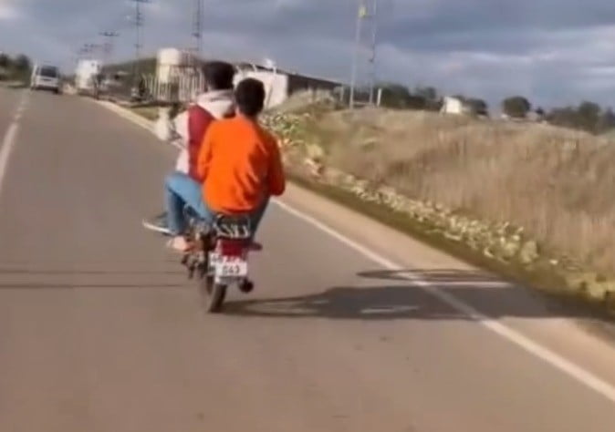 KAHRAMANMARAŞ’TA TRAFİKTE MOTOSİKLETLE AKROBATİK HAREKETLER YAPAN SÜRÜCÜYE TOPLAM 47 BİN 246 TL...