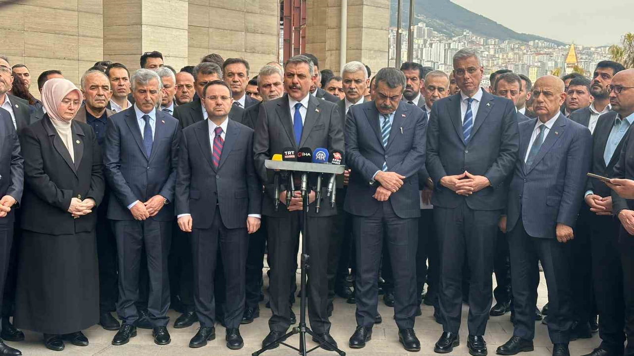 KAHRAMANMARAŞ’TAKİ OKUL SALDIRISININ ARDINDAN İÇİŞLERİ BAKANI MUSTAFA ÇİFTÇİ, SAĞLIK BAKANI KEMAL...