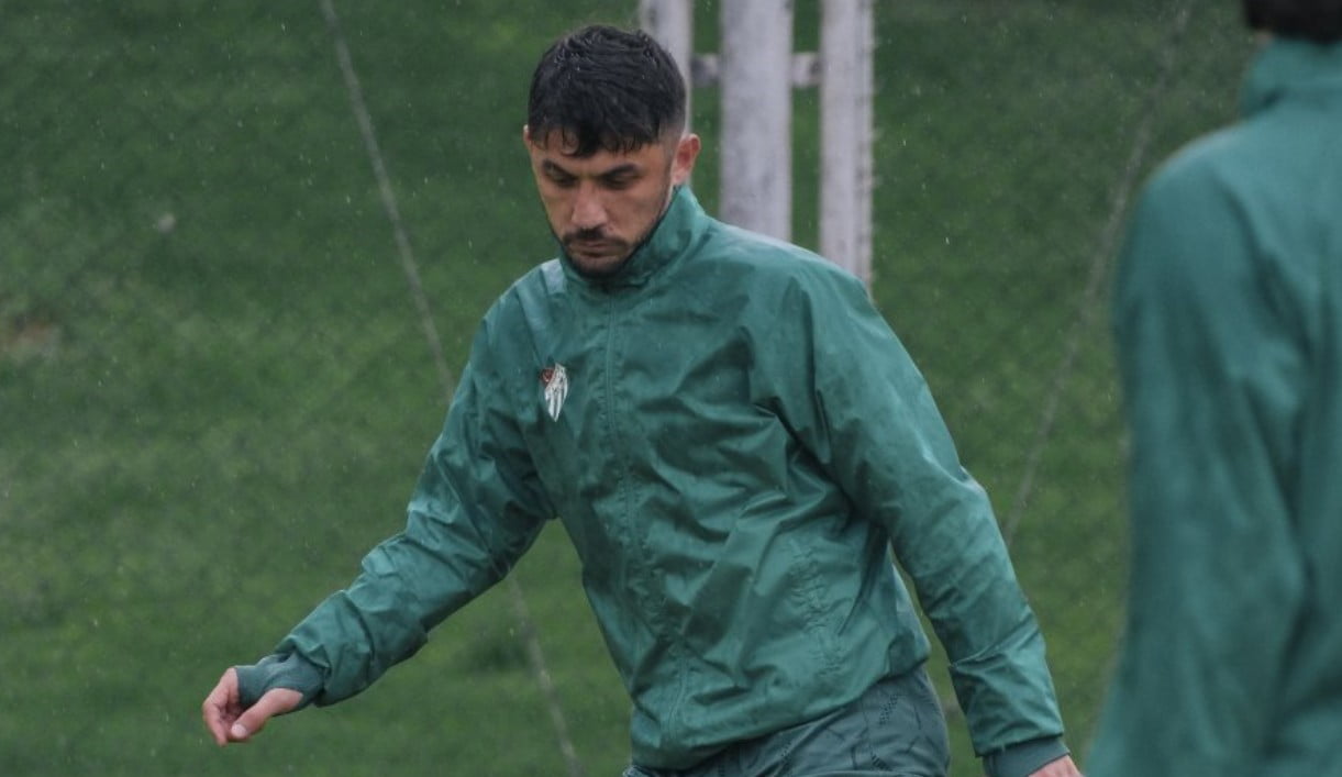 KAPALI GİŞE OYNANACAK KRİTİK ANKARA DEMİRSPOR MAÇI ÖNCESİ BURSASPOR HAZIRLIKLARINI SÜRDÜRDÜ...