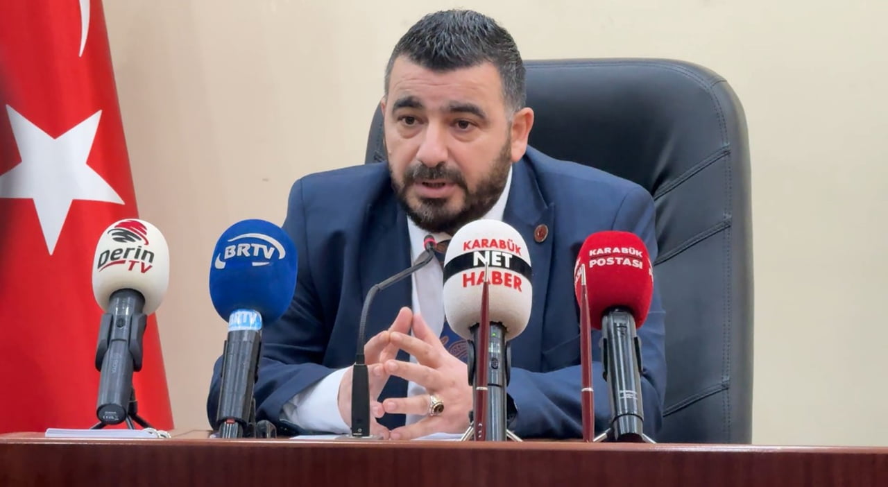 KARABÜK İL GENEL MECLİSİ’NDE YAPILAN SEÇİMDE KULLANILAN 16 OYUN TAMAMINI ALAN AHMET OKAN KİRMAN...