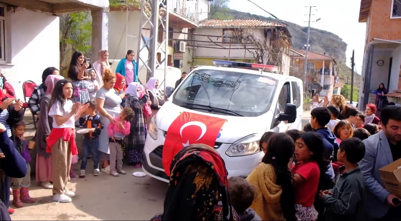 KARABÜK’ÜN SAFRANBOLU İLÇESİNDE, KAVGA İHBARI ÜZERİNE OLAY YERİNE GİDEN POLİS EKİPLERİ, MAHALLE...