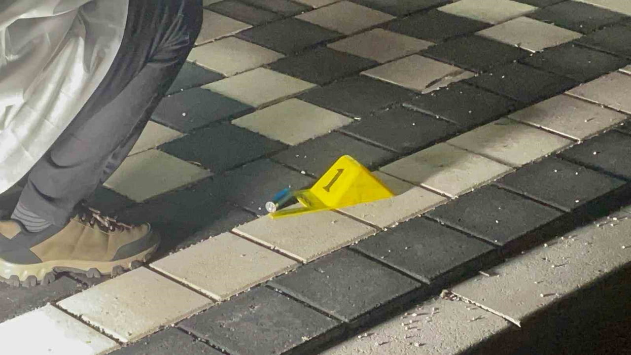 KARAMAN'DA KİMLİĞİ BELİRSİZ KİŞİ VEYA KİŞİLERİN TÜFEKLE ÇEVREYE RASTGELE ATEŞ AÇMASI SONUCU...