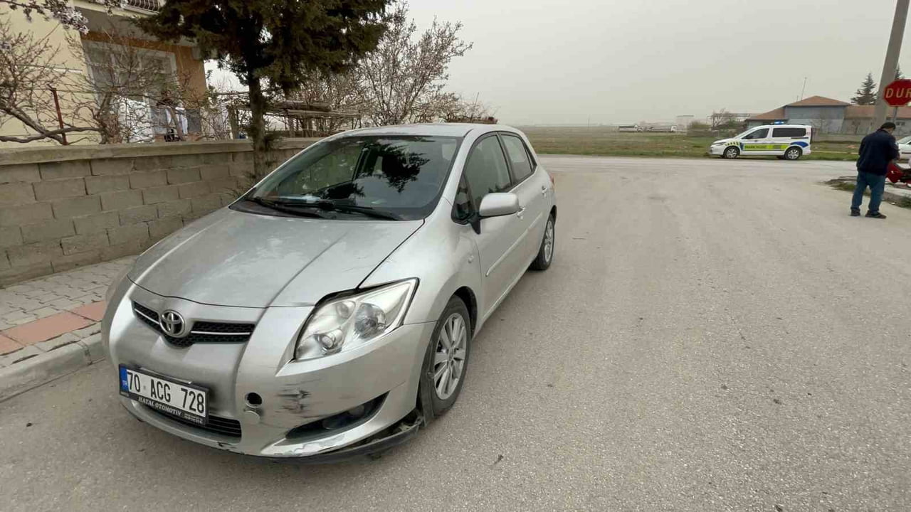 KARAMAN’DA OTOMOBİLLE MOTOSİKLETİN ÇARPIŞMASI SONUCU MEYDANA GELEN TRAFİK KAZASINDA 16 YAŞINDAKİ...