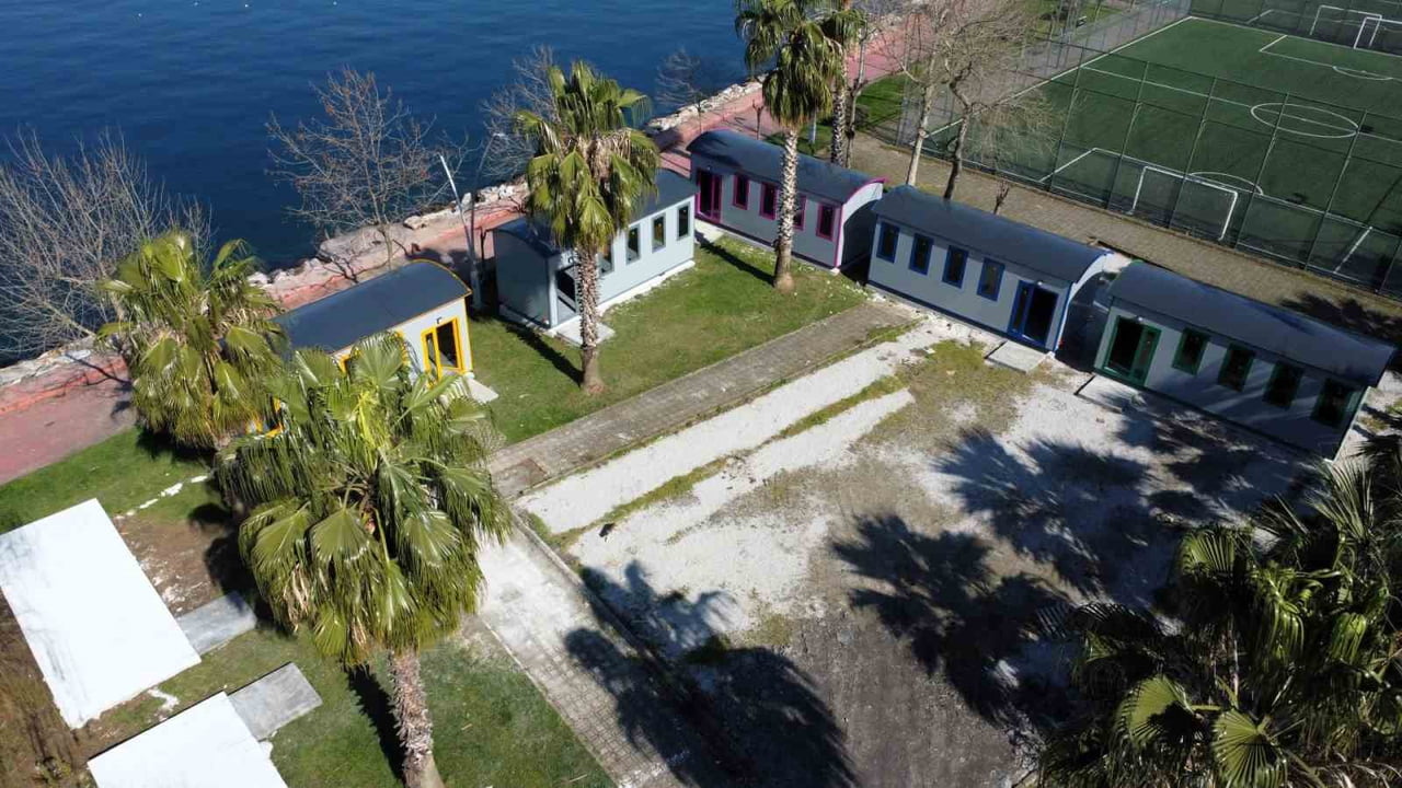 KARAMÜRSEL İLÇESİNDE ÇOCUKLARIN ÇOCUKLARIN GÜVENLİ VE EĞİTİCİ ORTAMDA EĞLENEREK VAKİT GEÇİRMESİ...