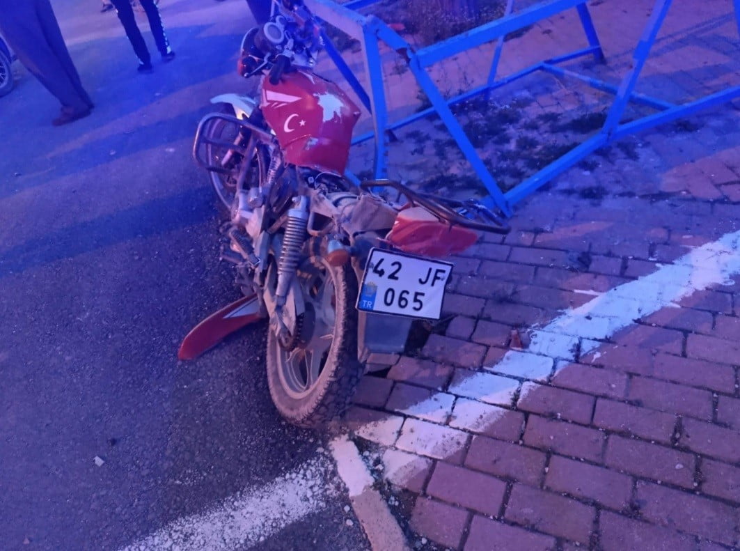 KARAPINAR İLÇESİNDE İKİ EHLİYETSİZ SÜRÜCÜNÜN KARIŞTIĞI TRAFİK KAZASINDA 1 KİŞİ...