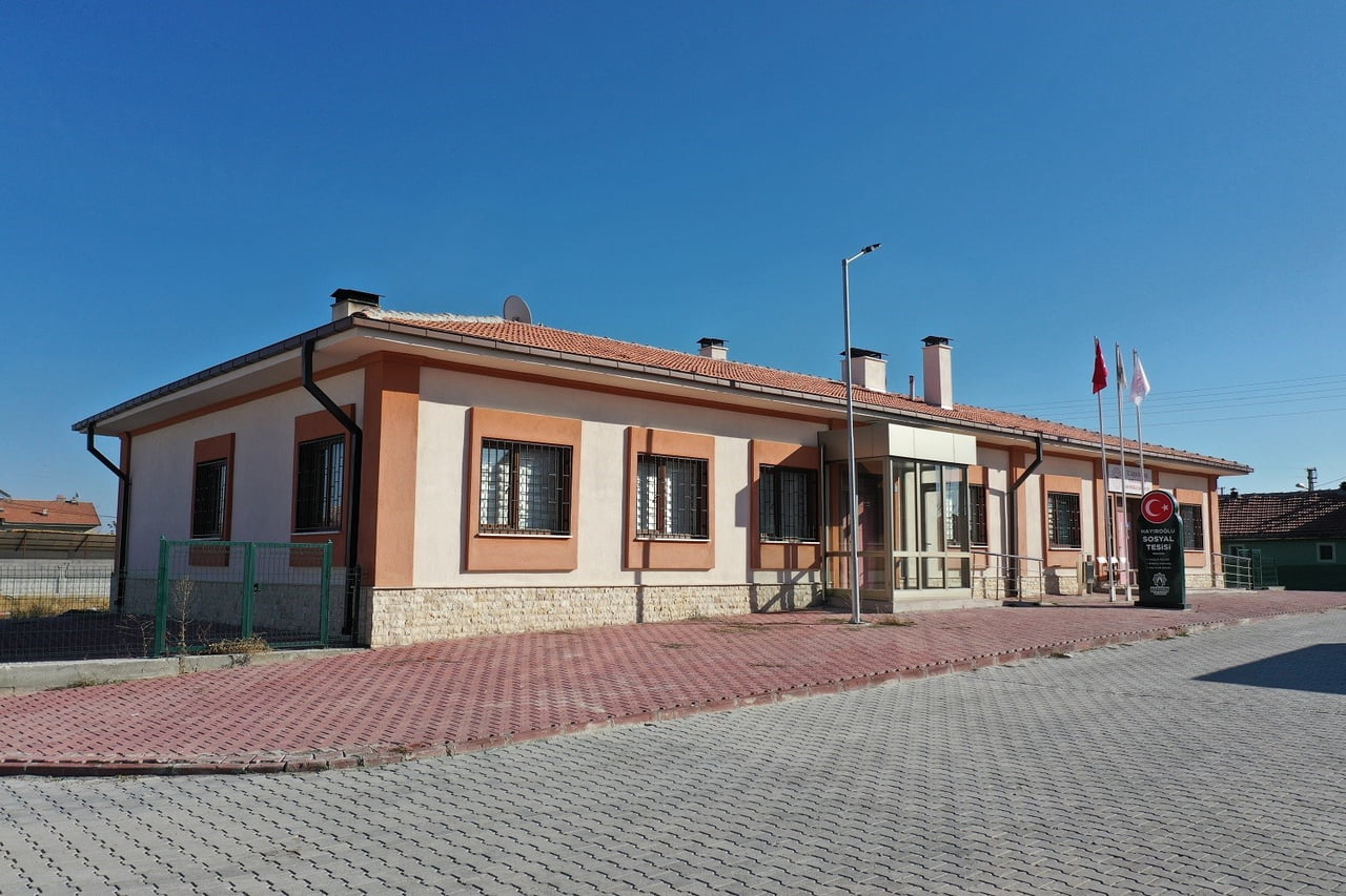 KARATAY’DA SAĞLIK YATIRIMLARI HIZ KESMEDEN SÜRÜYOR. İLÇEYE KAZANDIRILAN YENİ SAĞLIK TESİSLERİYLE...