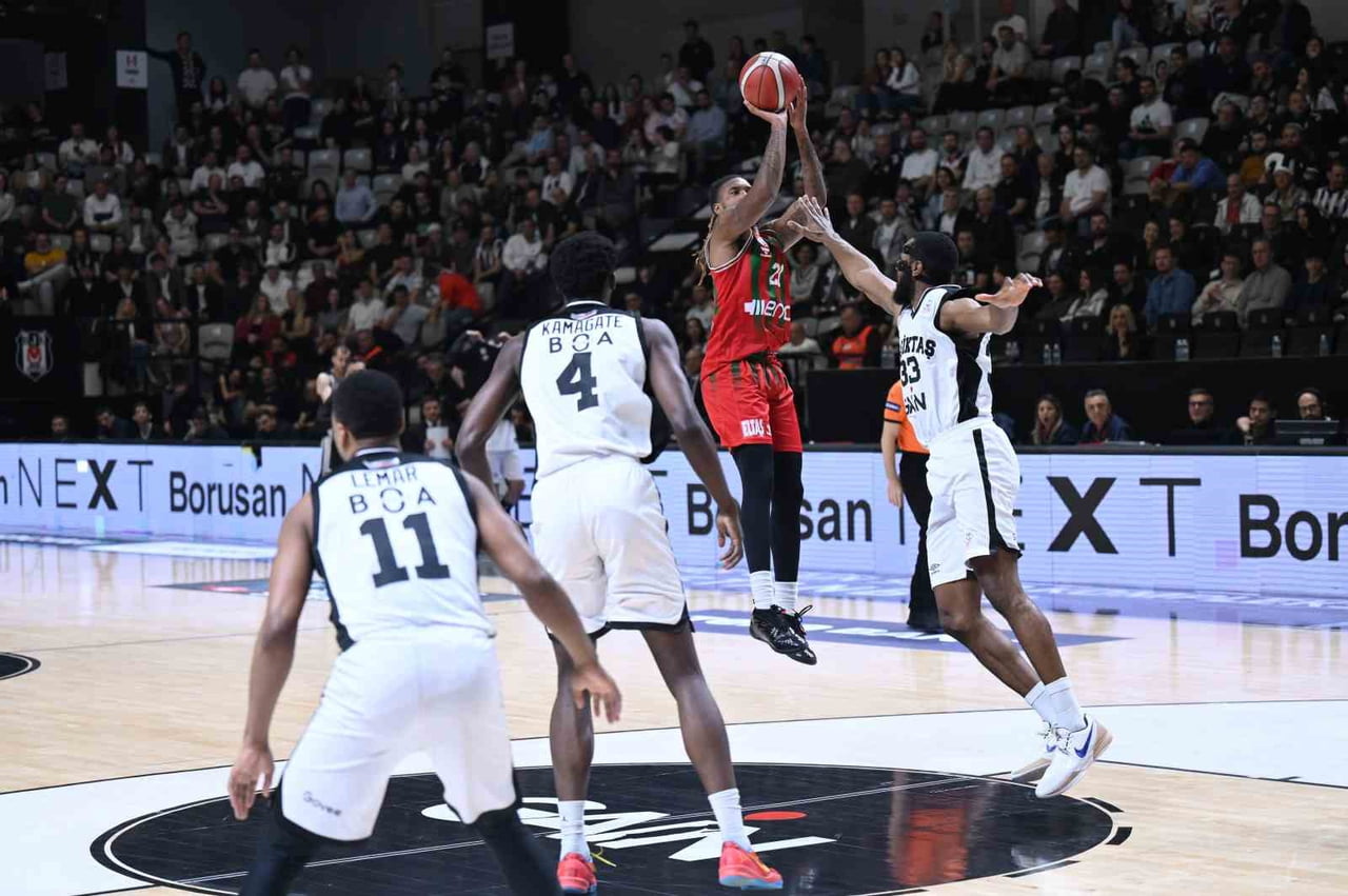 KARŞIYAKA BASKETBOL, FIRSAT TEPTİ