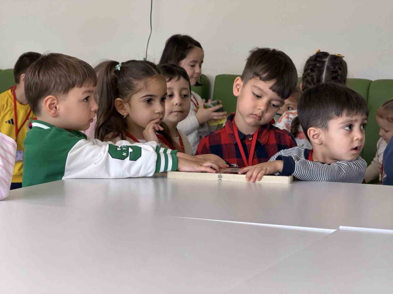 KARTEPE'DE KÜTÜPHANELER HAFTASI DOLAYISIYLA OKUL ÖNCESİ ÖĞRENCİLERİNE YÖNELİK "MÜZİKLİ MASAL...