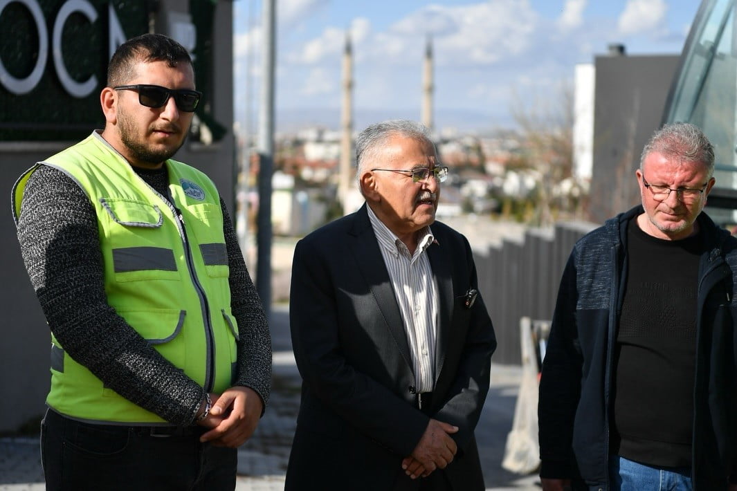 KAYSERİ BÜYÜKŞEHİR BELEDİYE BAŞKANI DR. MEMDUH BÜYÜKKILIÇ; MELİKGAZİ İLÇESİ ERENKÖY MAHALLESİ...