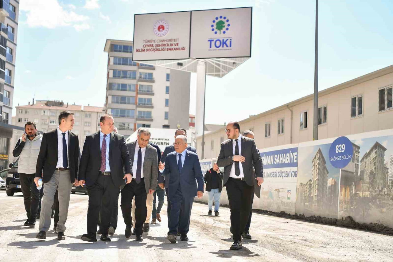 KAYSERİ BÜYÜKŞEHİR BELEDİYE BAŞKANI DR. MEMDUH BÜYÜKKILIÇ; SAHABİYE KENTSEL DÖNÜŞÜM PROJESİ’NİN...
