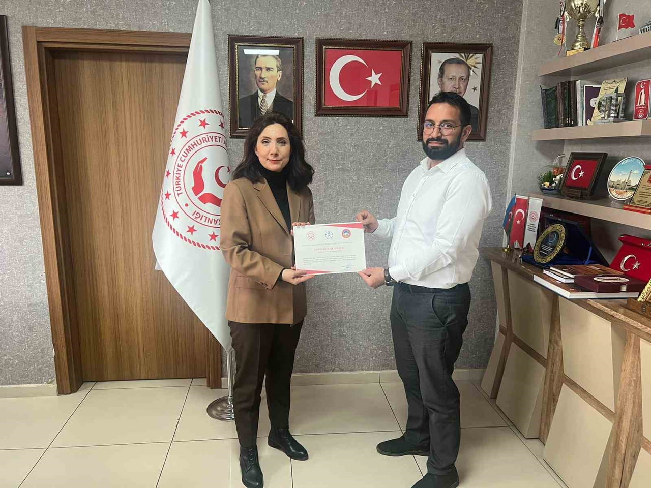 KAYSERİ BÜYÜKŞEHİR BELEDİYESİ BÜNYESİNDEKİ ULAŞIM A.Ş., RAYLI SİSTEM DURAKLARINDA ERİŞİLEBİLİRLİK...