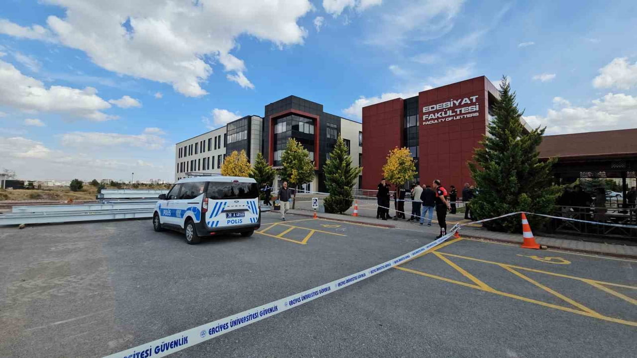 KAYSERİ’DE ERCİYES ÜNİVERSİTESİ (ERÜ) KAMPÜSÜNDE BOŞANDIĞI EŞİ MELİHA KESKİN’İ POMPALI TÜFEKLE...