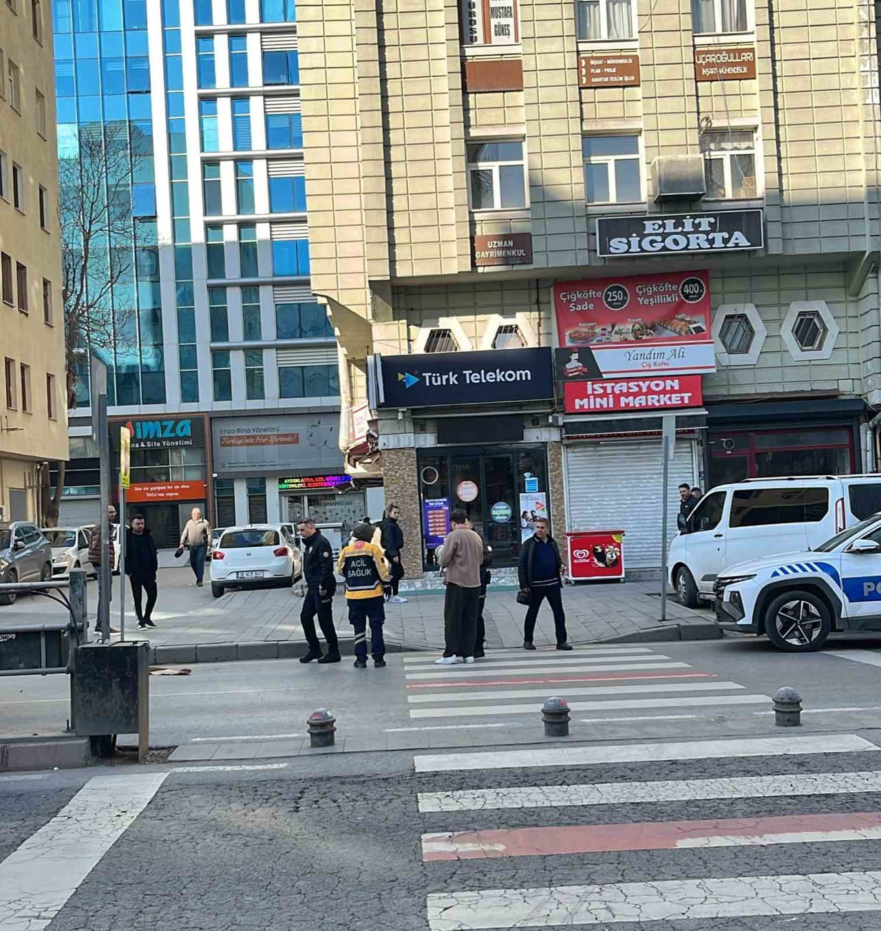 KAYSERİ’NİN KOCASİNAN İLÇESİNDE MOTOSİKLETİN YAYAYA ÇARPMASI SONUCU MEYDANA GELEN KAZADA 1 KİŞİ...