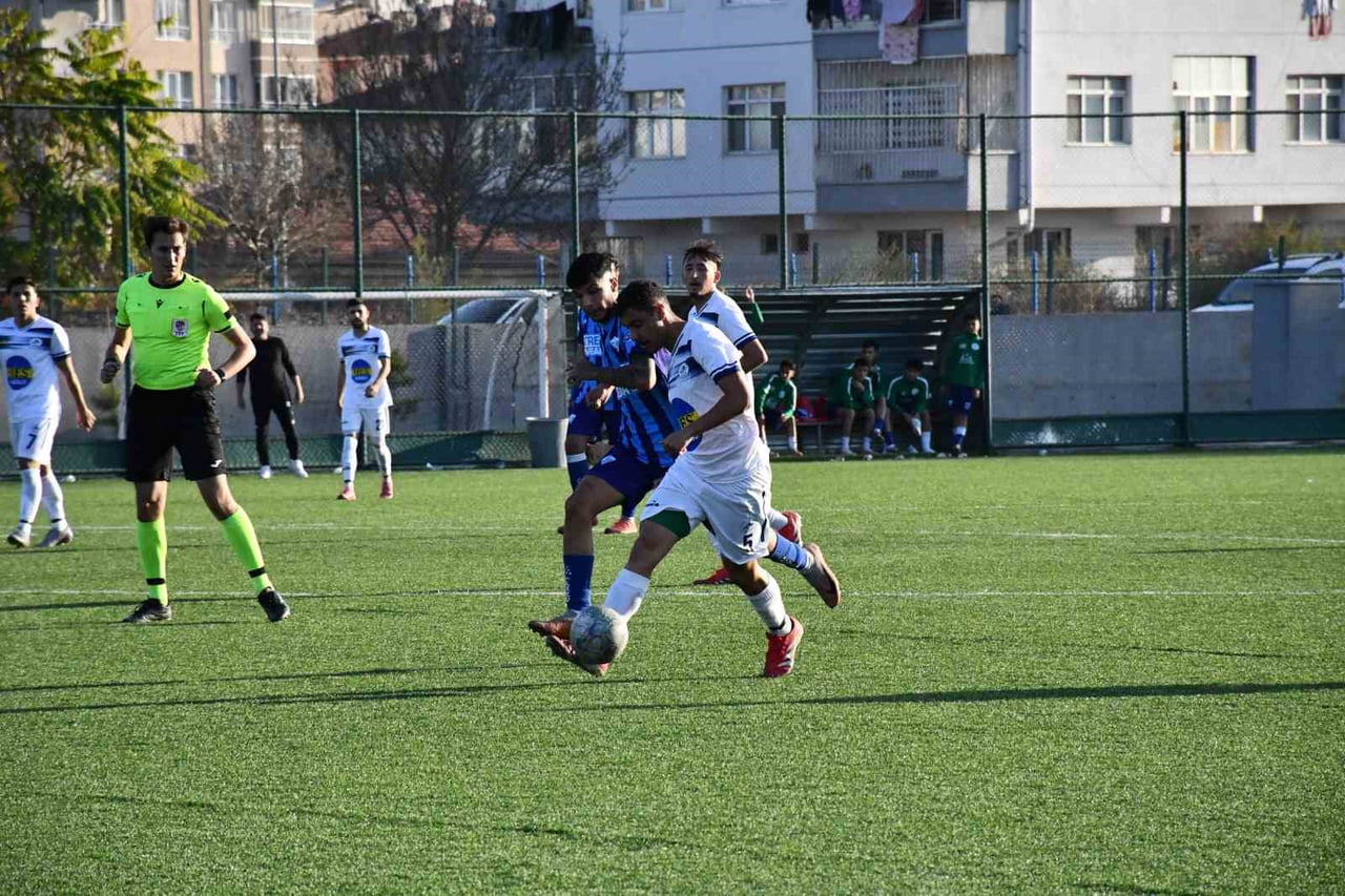 KAYSERİ SÜPER AMATÖR KÜME’NİN 25. HAFTASI TAMAMLANIRKEN, OYNANAN 5 MAÇTA 20 GOL ATILDI.