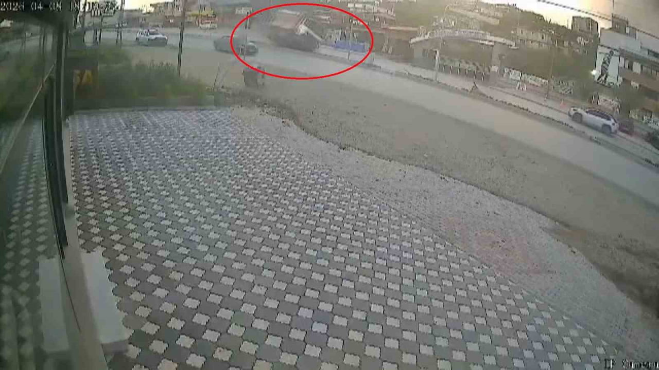 KAZA ANI KAMERAYA YANSIDI.