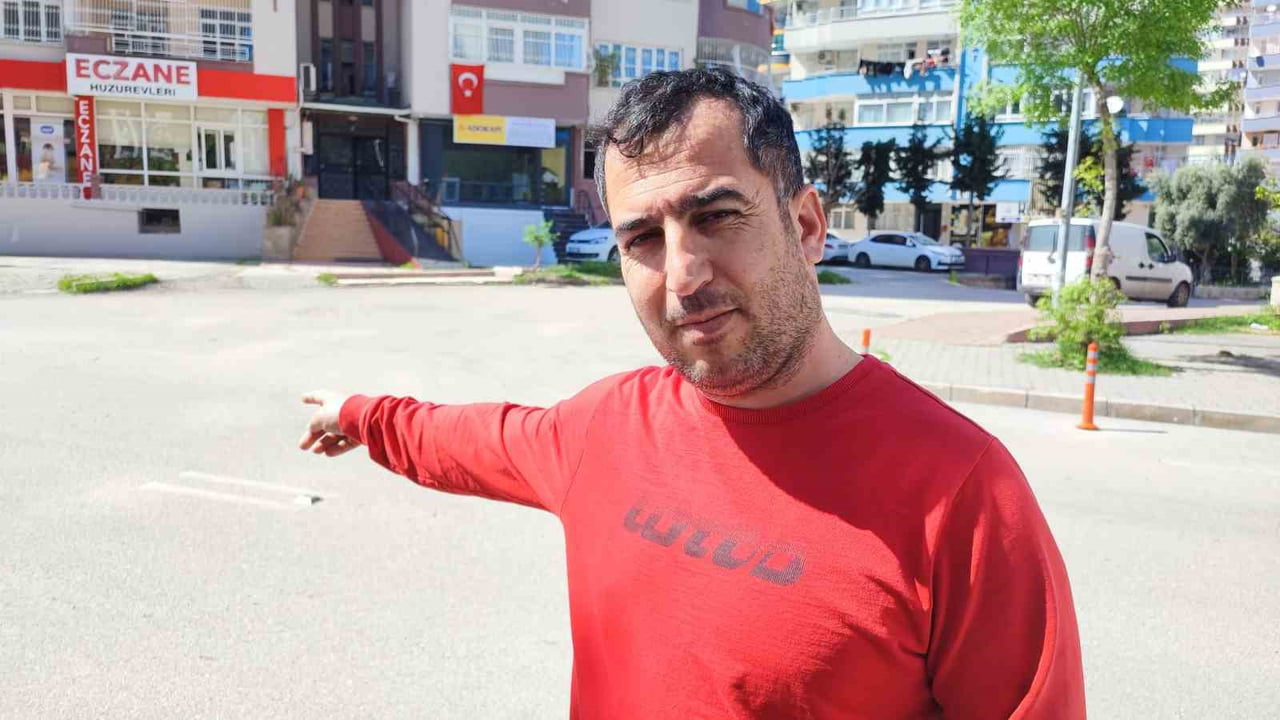 KAZAYI GÖREN İŞ YERİ SAHİBİ MEHMET YILMAZ, BİR ANDA DIŞARIDAN GELEN SESİ DUYDUKLARINI BELİRTEREK...