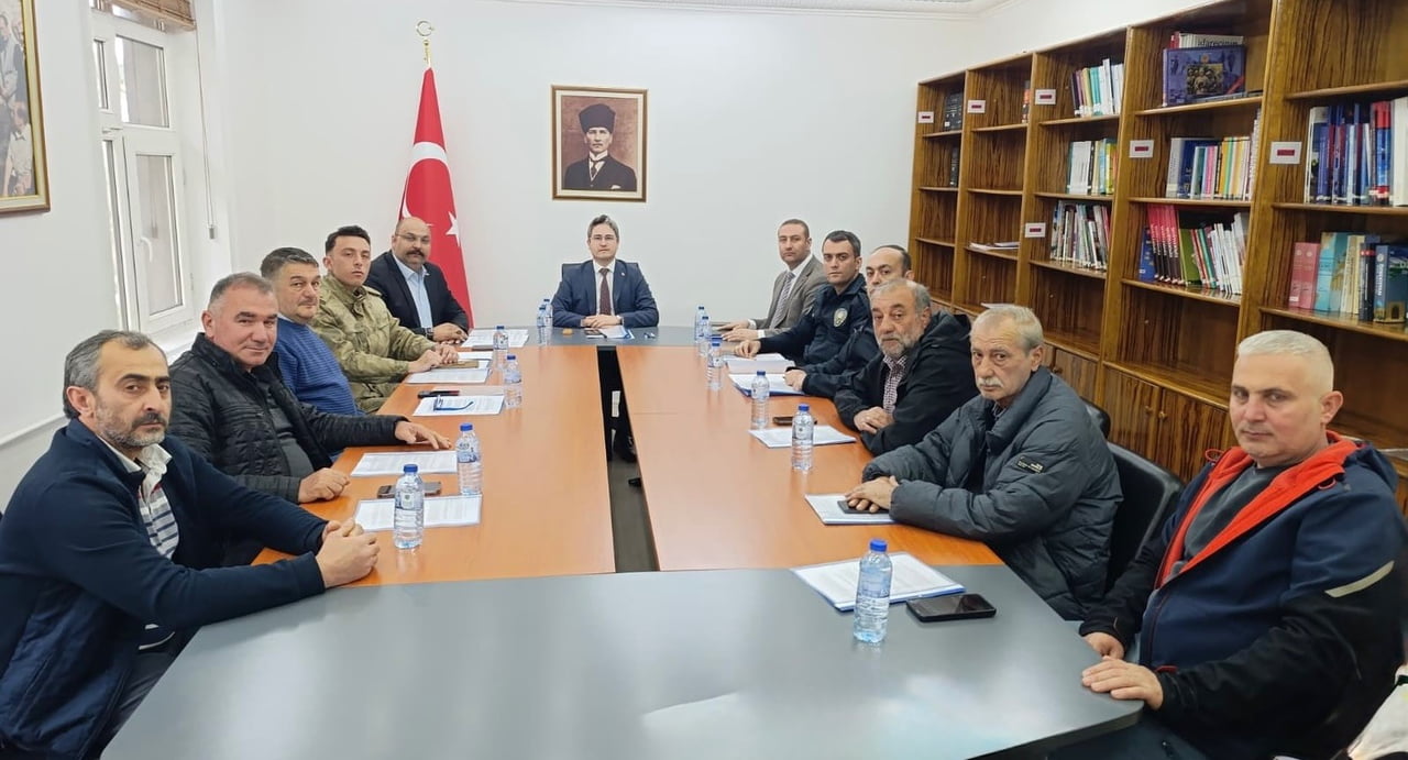 KEMALİYE’DE TURİZM SEZONU ÖNCESİ KOORDİNASYON TOPLANTISI YAPILDI