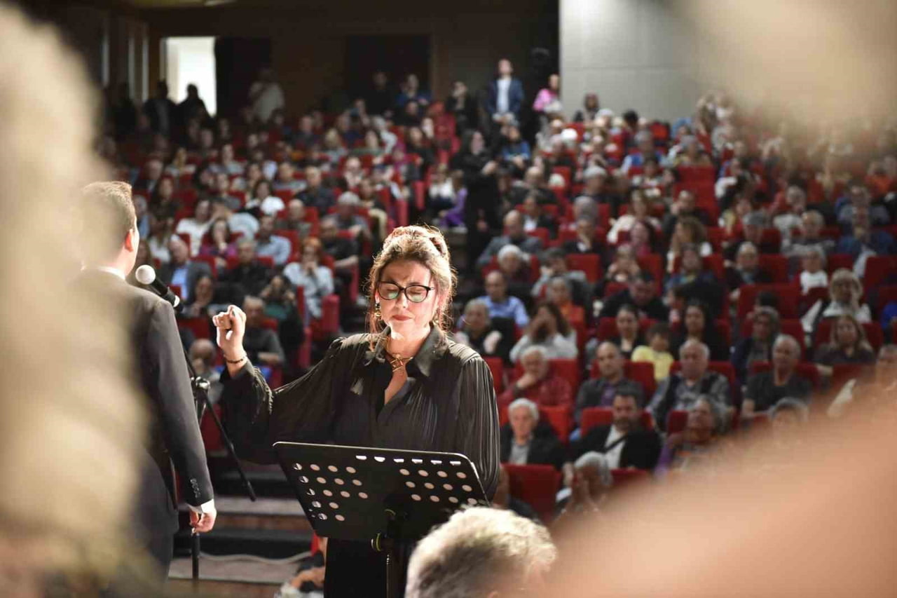 KEPEZ BELEDİYESİ TÜRK SANAT MÜZİĞİ TOPLULUĞU TARAFINDAN DÜZENLENEN "SELAMİ ŞAHİN ŞARKILARI...