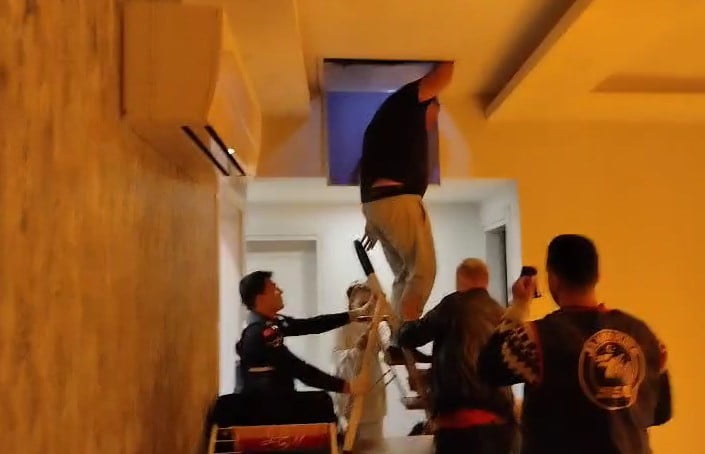 KESİNLEŞMİŞ HAPİS CEZASI BULUNAN HÜKÜMLÜ, SİDE JANDARMA KARAKOLU VE JANDARMANIN DEDEKTİFLERİ JASAT...