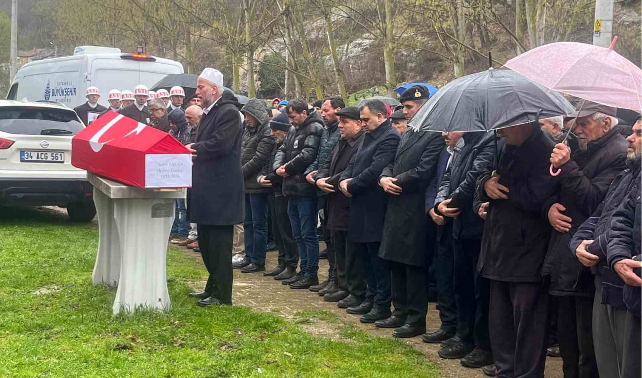 KIBRIS GAZİSİ SABRİ ASLAN, KIRKLARELİ’NİN VİZE İLÇESİNE BAĞLI SOĞUCAK KÖYÜNDE KILINAN CENAZE...