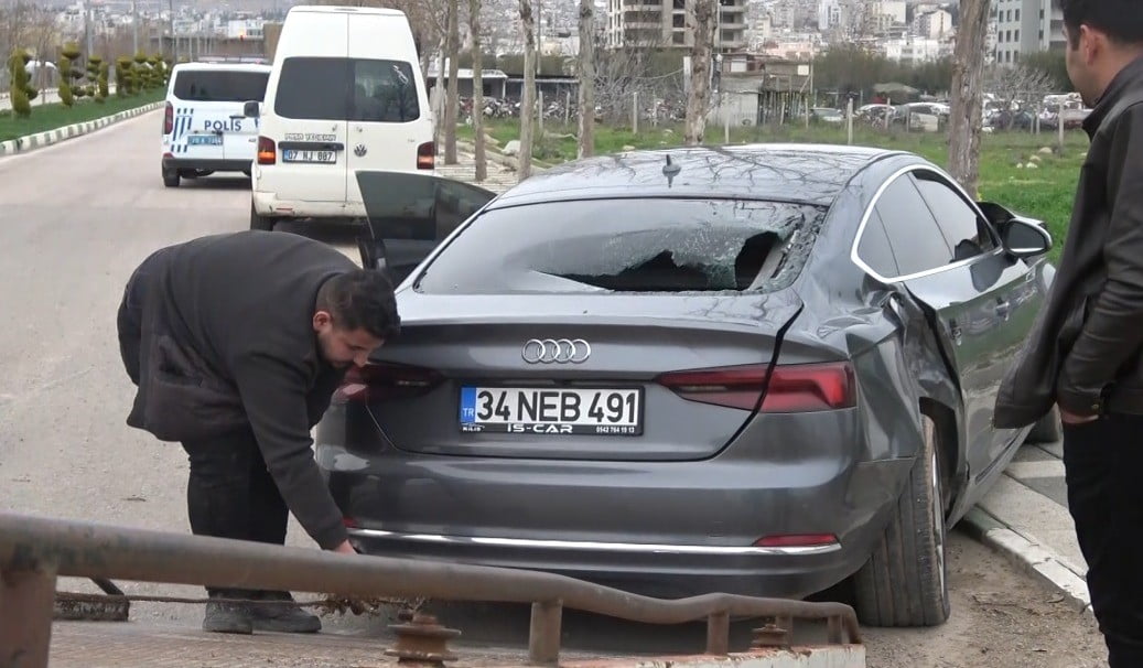 KİLİS’TE MOTOSİKLET İLE OTOMOBİLİN ÇARPIŞTIĞI KAZADA 1 KİŞİ AĞIR YARALANDI.