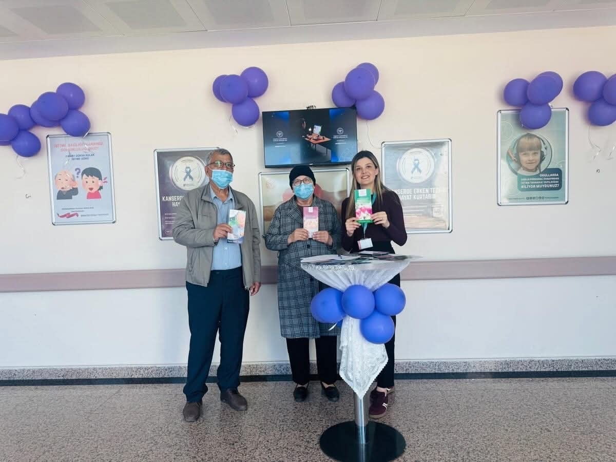 KIRKLARELİ'NİN BABAESKİ İLÇESİNDE DEVLET HASTANESİ TARAFINDAN ULUSAL KANSER HAFTASI DOLAYISIYLA...