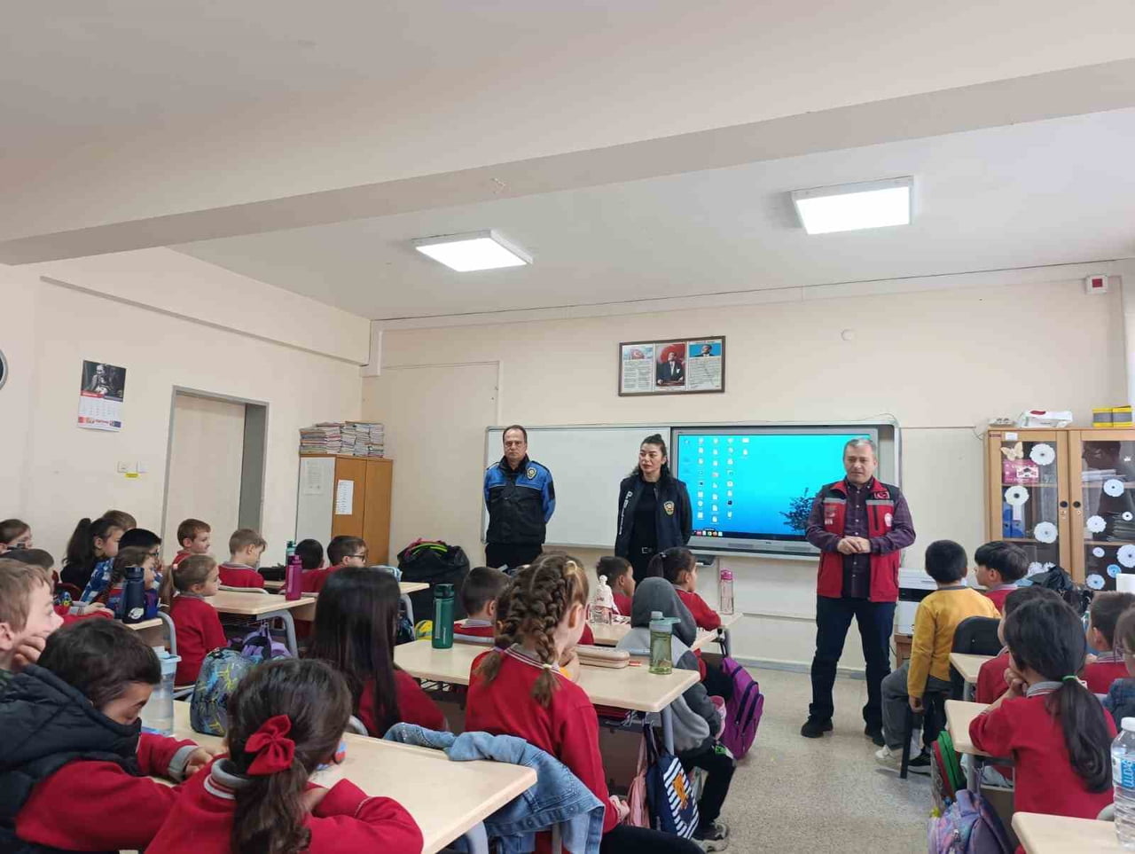 KIRKLARELİ AİLE VE SOSYAL HİZMETLER İL MÜDÜRLÜĞÜ KOORDİNESİNDE, İL EMNİYET MÜDÜRLÜĞÜ VE İL MİLLÎ...