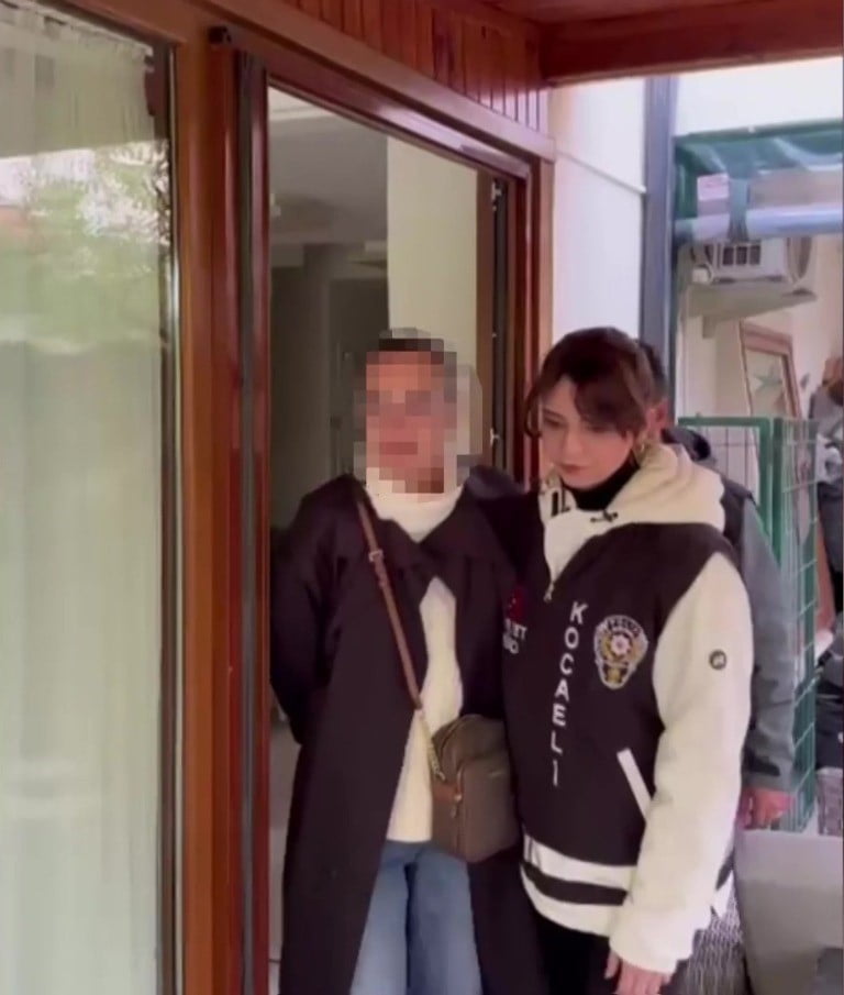 KOCAELİ'DE 2007 YILINDA GÖBEK BAĞI BOĞAZINA DOLANMIŞ HALDE ÇÖP KONTEYNERİNDE ÖLÜ BULUNAN BEBEĞE...