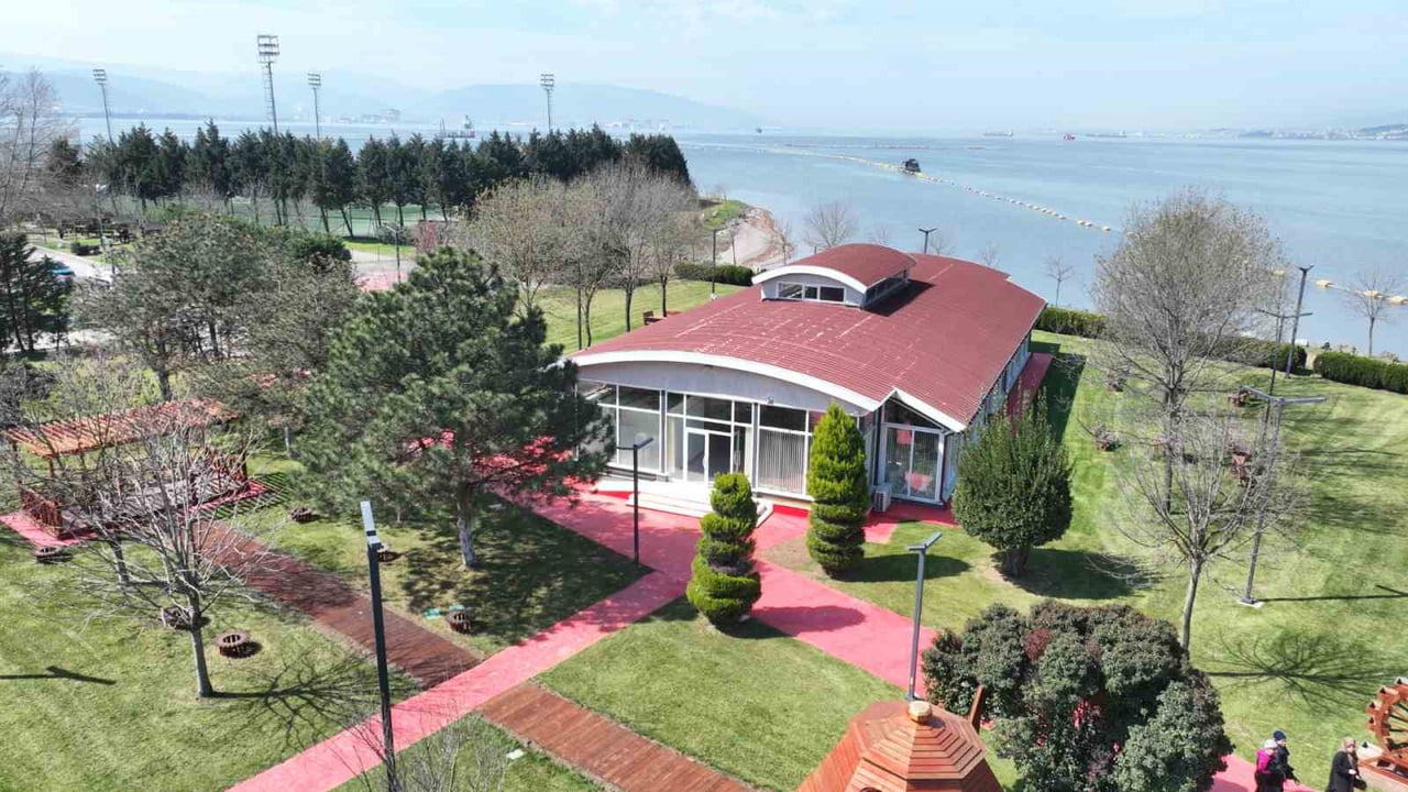 KOCAELİ'DE HAYATA GEÇİRİLEN "GÖNÜL BAHÇEM DAVET EVİ", KADINLARIN VE AİLELERİN SOSYAL VE KÜLTÜREL...