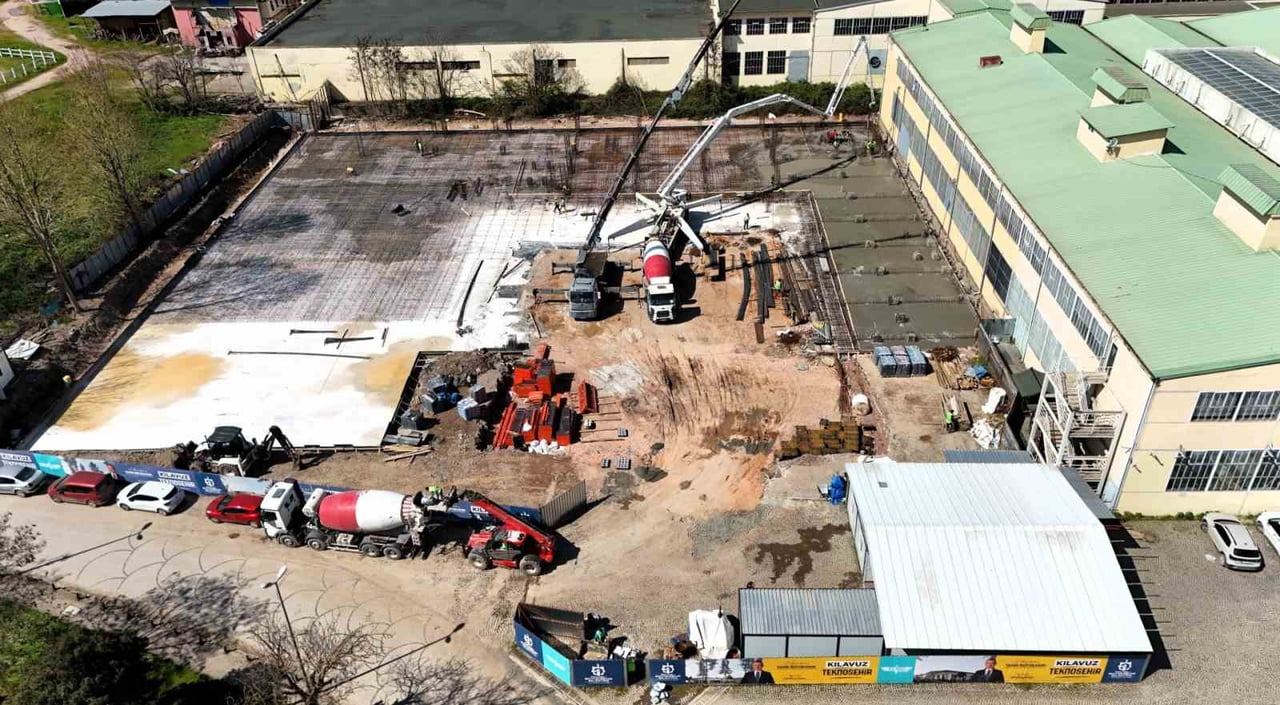 KOCAELİ'DE ÖĞRENCİLERİN BİLİM VE TEKNOLOJİ ALANINA İLGİSİNİ ARTIRMAK AMACIYLA TEKNOŞEHİR PROJESİ...