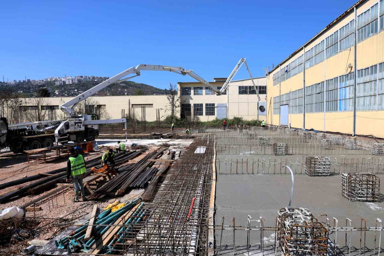 KOCAELİ'DE ÖĞRENCİLERİN BİLİM VE TEKNOLOJİ ALANINA İLGİSİNİ ARTIRMAK AMACIYLA TEKNOŞEHİR PROJESİ...