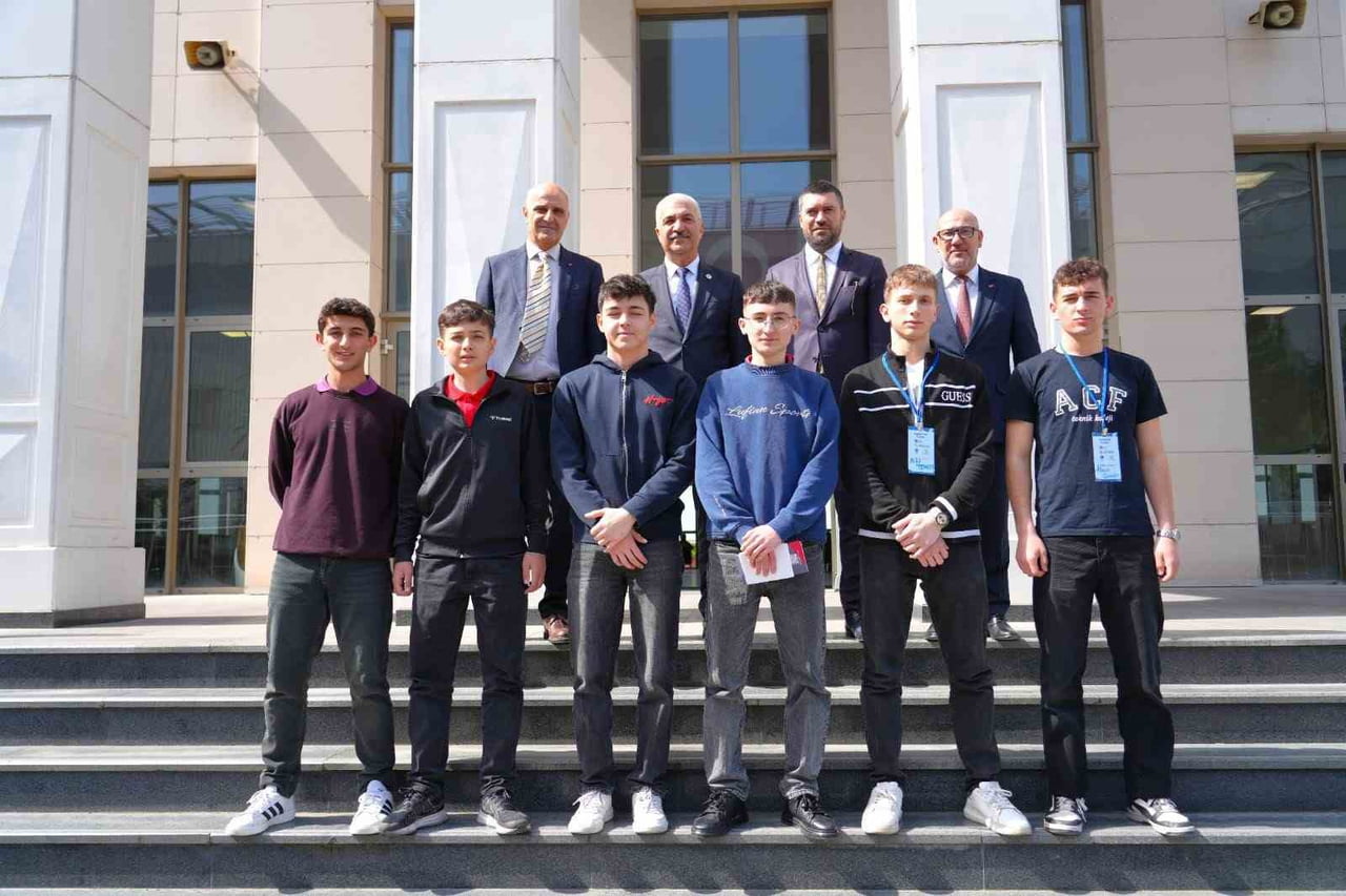 KOCAELİ'NİN GEBZE İLÇESİNDE DÜZENLENEN "4. GELENEKSEL KARİYER VE İSTİHDAM FUARI"NDA MESLEK LİSESİ...