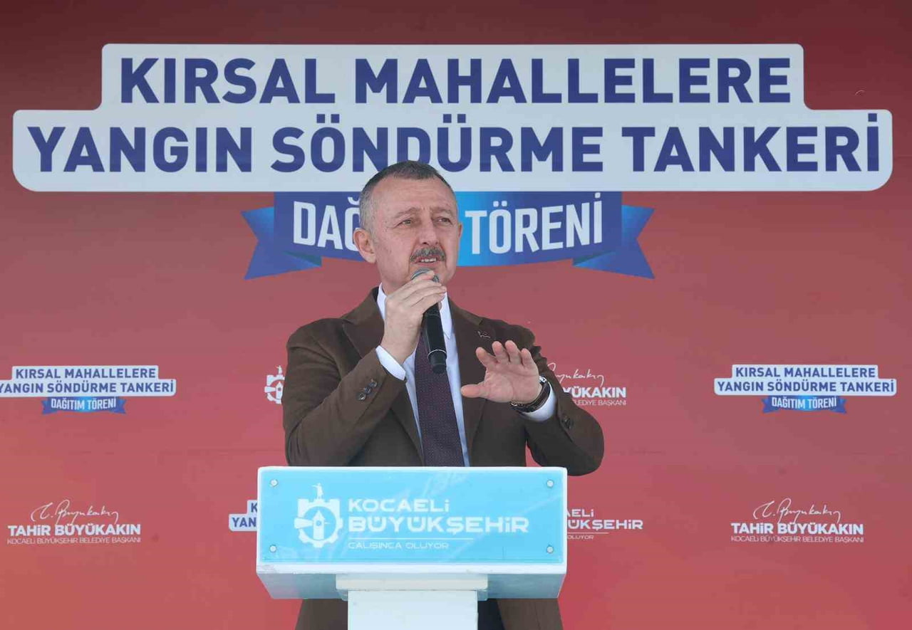 KOCAELİ BÜYÜKŞEHİR BELEDİYE BAŞKANI TAHİR BÜYÜKAKIN.