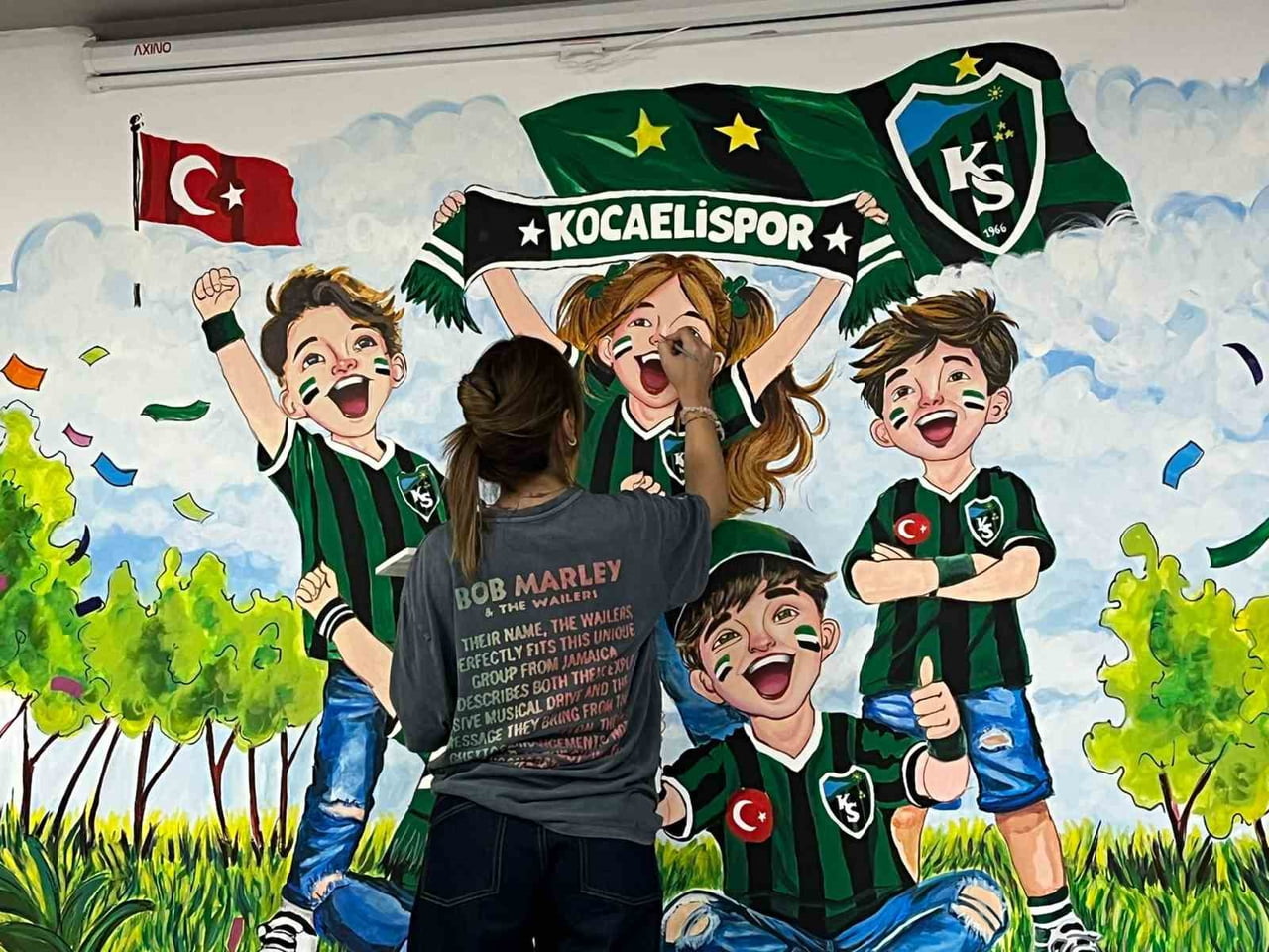 KOCAELİ GÜZEL SANATLAR LİSESİ ÖĞRETMEN VE ÖĞRENCİLERİ, KOCAELİ STADYUMU SEREMONİ ODASI’NDA...