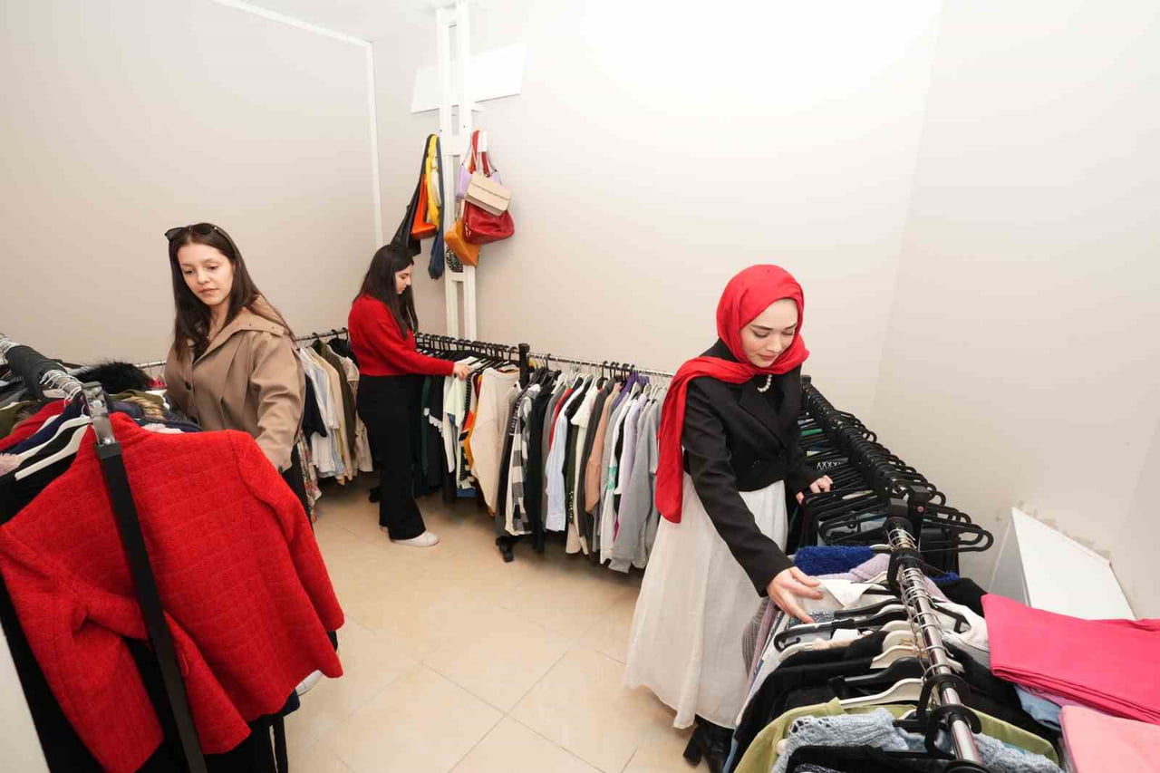 KOCAELİ SAĞLIK VE TEKNOLOJİ ÜNİVERSİTESİ (KOSTÜ) AVRUPA MESLEK YÜKSEKOKULU ÖĞRENCİLERİ, HAYATA...