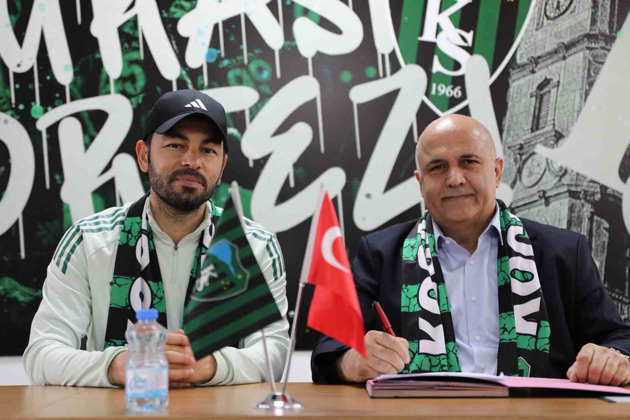 KOCAELİSPOR, TEKNİK DİREKTÖR SELÇUK İNAN İLE OLAN SÖZLEŞMESİNİ 30 HAZİRAN 2028 TARİHİNE KADAR...