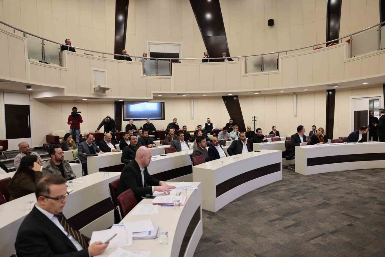 KOCASİNAN BELEDİYESİ, İLÇENİN FARKLI NOKTALARINDA BULUNAN TOPLAM 15 TAŞINMAZ İÇİN DÜZENLEDİĞİ...