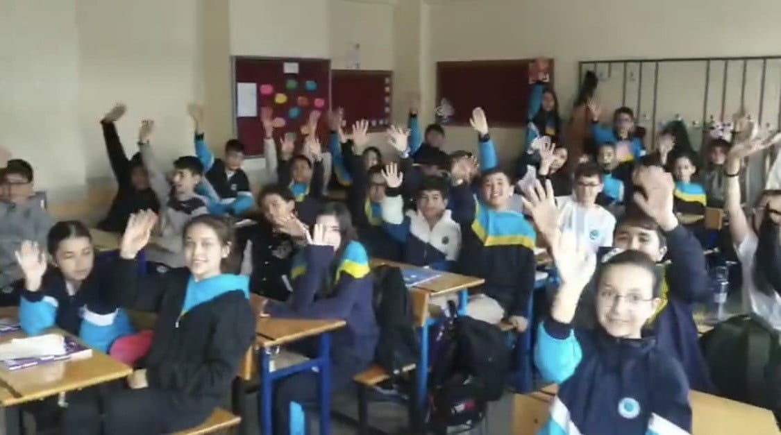 KONYA SELÇUKLU BORSA İSTANBUL ORTAOKULU İLE DİYARBAKIR ÇERMİK AYNALI ORTAOKULU ARASINDA İMZALANAN...