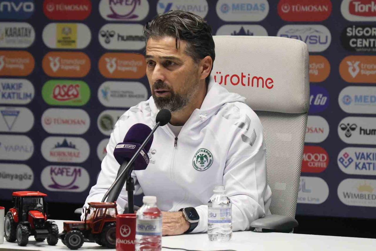 KONYASPOR TEKNİK DİREKTÖRÜ İLHAN PALUT, "BİZİM İÇİN ÇOK ÖNEMLİ BİR HAFTAYDI. ÇÜNKÜ MEVCUT PUAN...