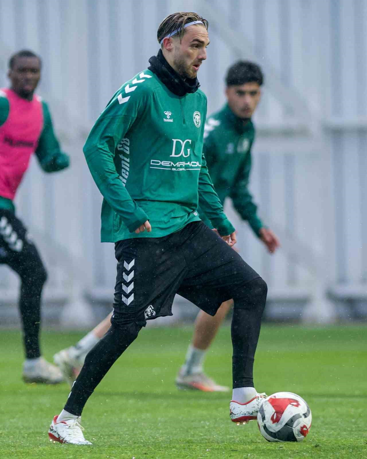 KONYASPOR, TRENDYOL SÜPER LİG’İN 29. HAFTASINDA FATİH KARAGÜMRÜK’Ü KONUK EDECEĞİ KARŞILAŞMANIN...