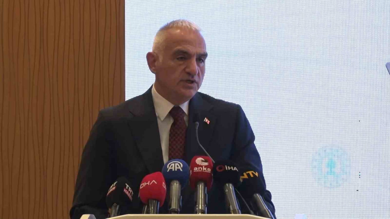 KÜLTÜR VE TURİZM BAKANI MEHMET NURİ ERSOY, ‘7. ULUSLARARASI SEYAHAT VE TURİZM DİNAMİKLERİ...