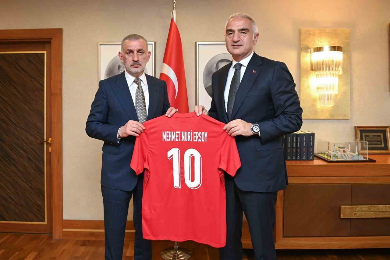 KÜLTÜR VE TURİZM BAKANI MEHMET NURİ ERSOY, TÜRKİYE FUTBOL FEDERASYONU (TFF) BAŞKANI İBRAHİM...