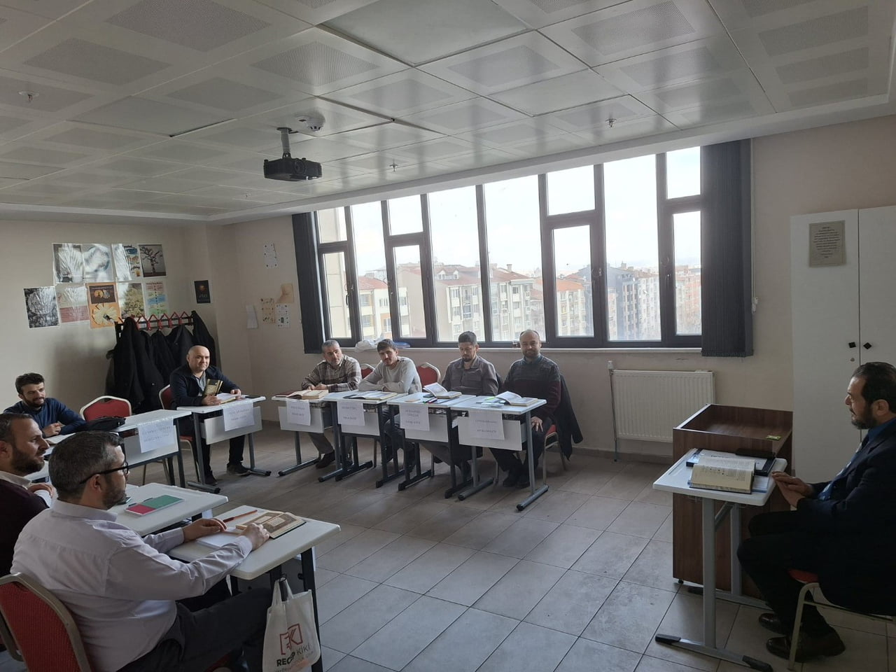 KÜTAHYA'DA İMAM HATİP VE MÜEZZİN KAYYIMLARA HİZMET İÇİ EĞİTİM KURSU