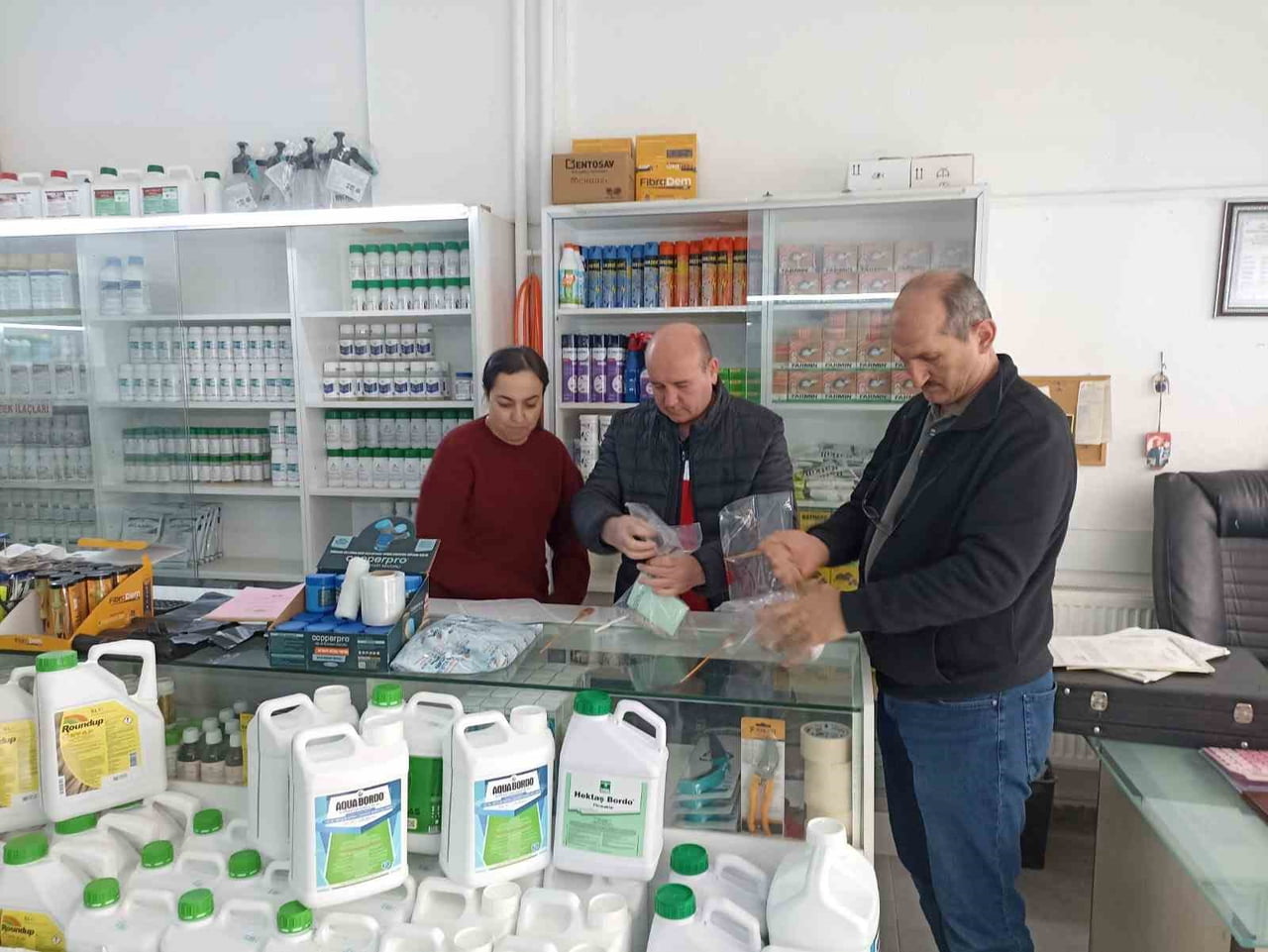 KÜTAHYA’DA GÜBRE DENETİMLERİ SÜRÜYOR