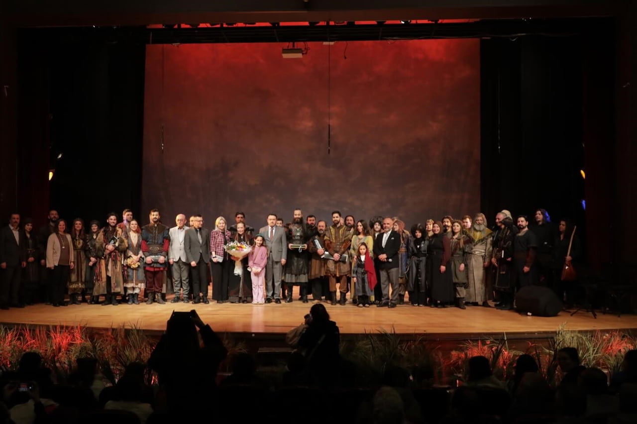 KÜTAHYA PROTOKOLÜ "DEVLET ANA" TİYATRO OYUNUNU İZLEDİ